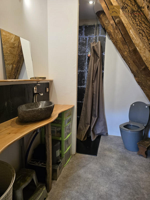 Maison ancienne - 111 m² - 3 pièces