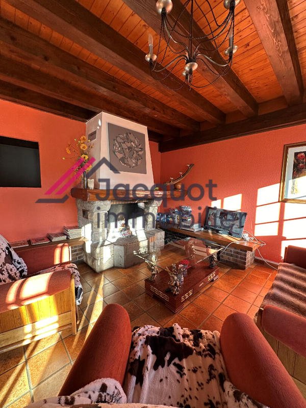 Maison - 141 m² - 5 pièces