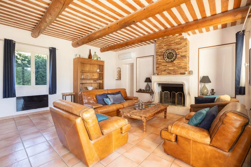 Maison - 225 m² - 8 pièces