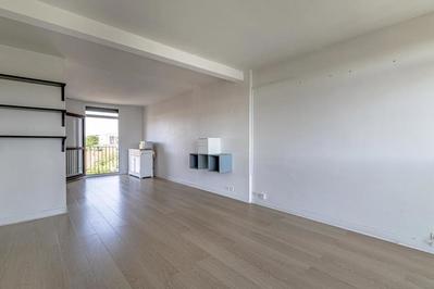 Appartement - 64 m² - 4 pièces