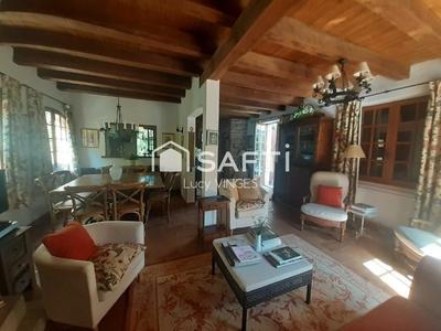 Maison - 105 m² - 4 pièces