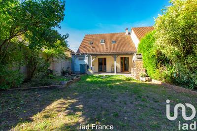 Maison - 110 m² - 6 pièces