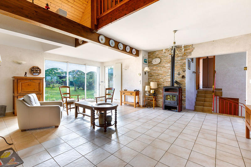 Maison - 158 m² - 6 pièces