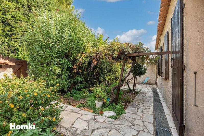 Maison - 96 m² - 4 pièces