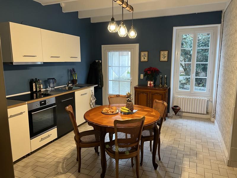 Maison - 252 m² - 5 pièces