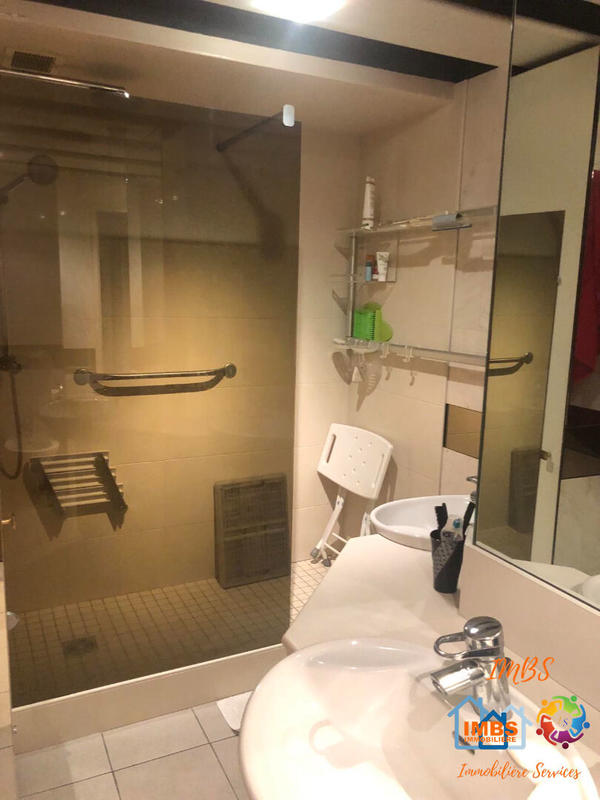 Appartement - 142 m² - 6 pièces