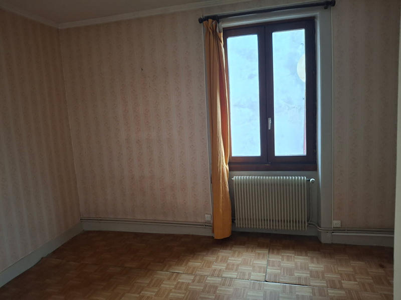 Maison - 98 m² - 5 pièces