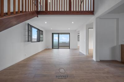 Duplex - 108 m² - 4 pièces