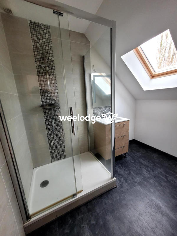 Maison - 162 m² - 8 pièces