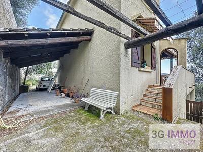 Viager - Villa - 210 m² - 6 pièces