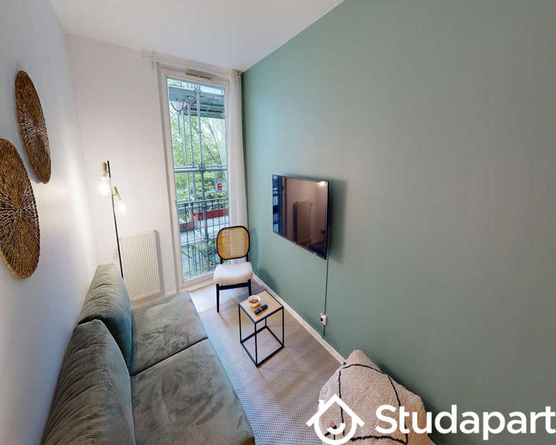 Chambre - 140 m² - 1 pièce