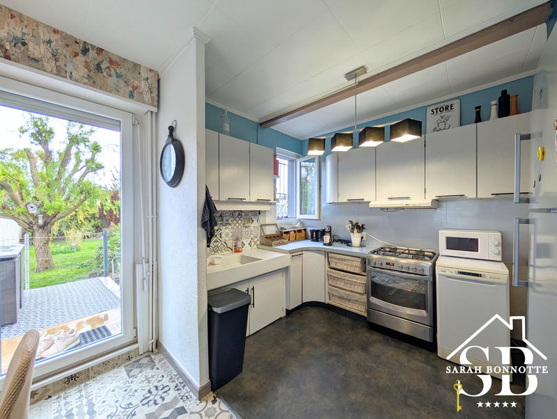 Maison - 95 m² - 5 pièces