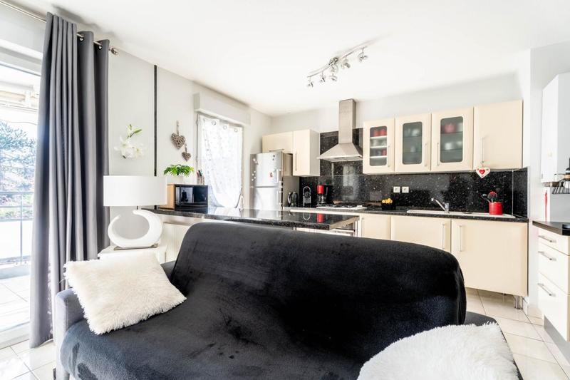 Appartement - 64 m² - 3 pièces