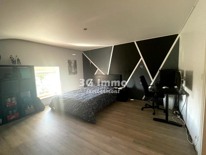 Maison de village - 280 m² - 7 pièces