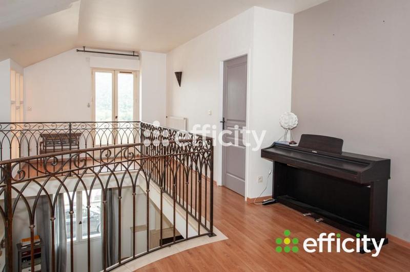 Pavillon - 183 m² - 5 pièces