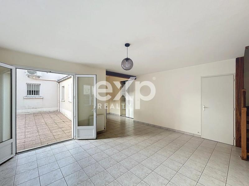 Maison - 120 m² - 5 pièces