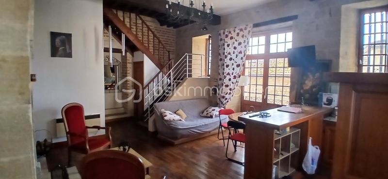 Château - 120 m² - 4 pièces