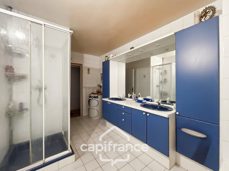 Propriété - 90 m² - 3 pièces