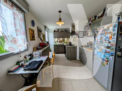 Appartement - 112 m² - 5 pièces