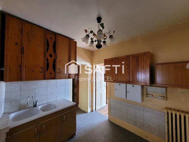 Maison - 148 m² - 8 pièces