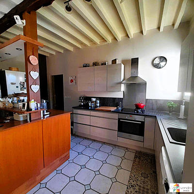 Maison - 159 m² - 5 pièces