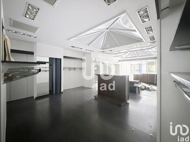 Local commercial - 145 m²