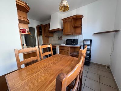 Appartement - 82 m² - 4 pièces