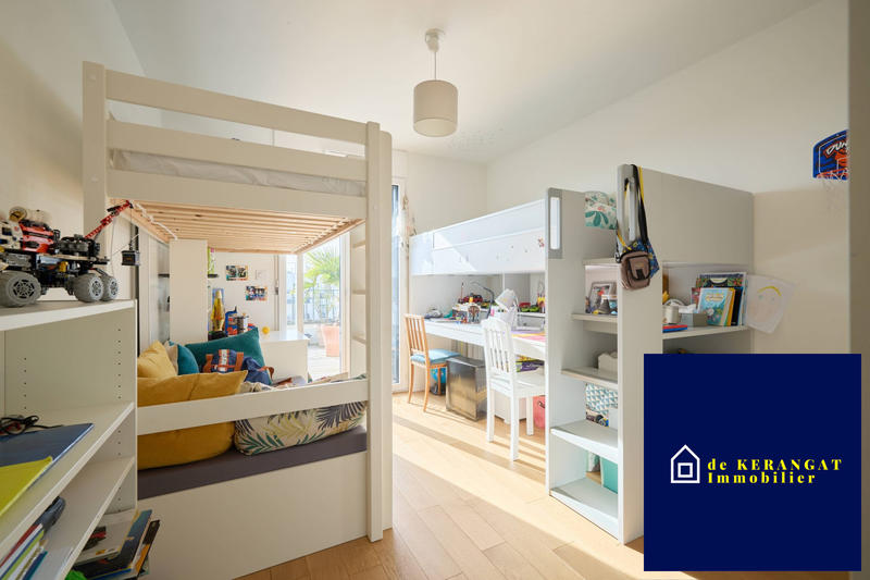 Appartement - 136 m² - 6 pièces