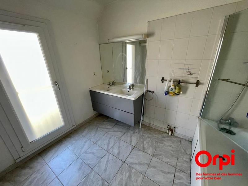 Maison - 113 m² - 6 pièces