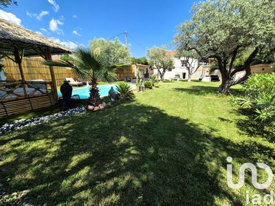 Maison - 202 m² - 5 pièces