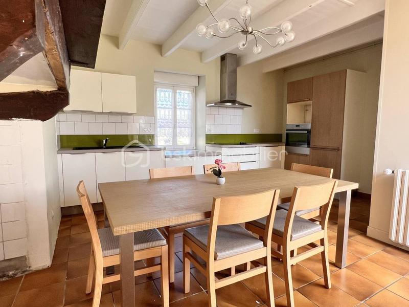 Maison de bourg - 118 m² - 4 pièces