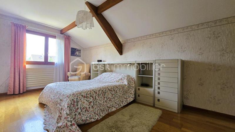 Pavillon - 110 m² - 5 pièces