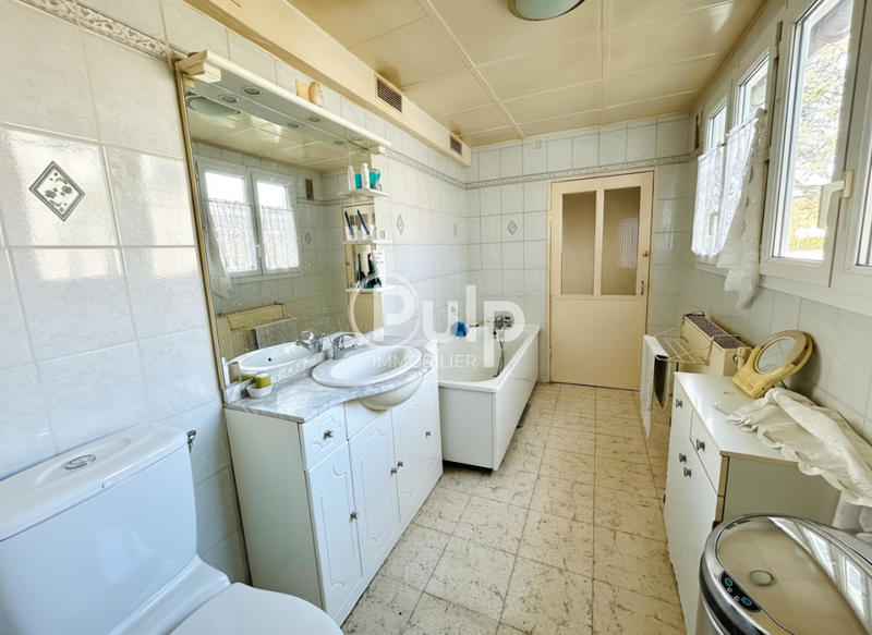 Maison - 115 m² - 6 pièces