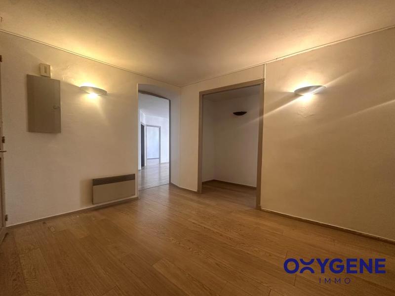 Appartement - 122 m² - 5 pièces