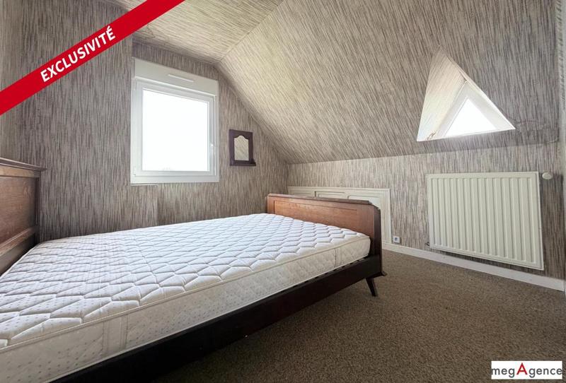 Maison traditionnelle - 97 m² - 7 pièces