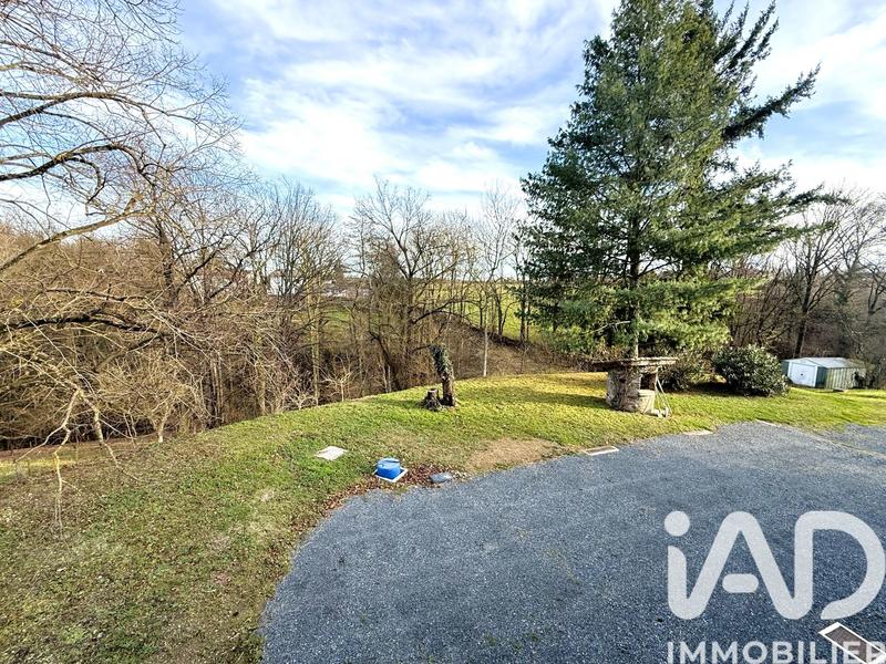 Maison - 195 m² - 8 pièces