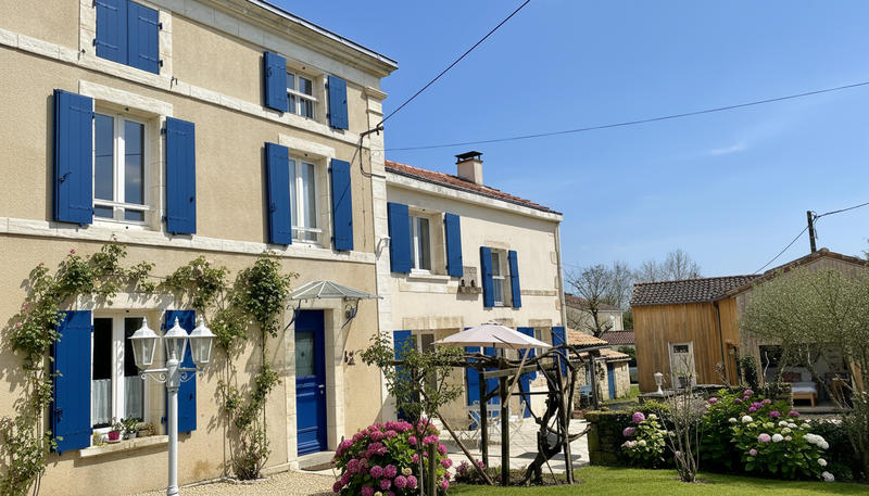 Maison - 190 m² - 6 pièces