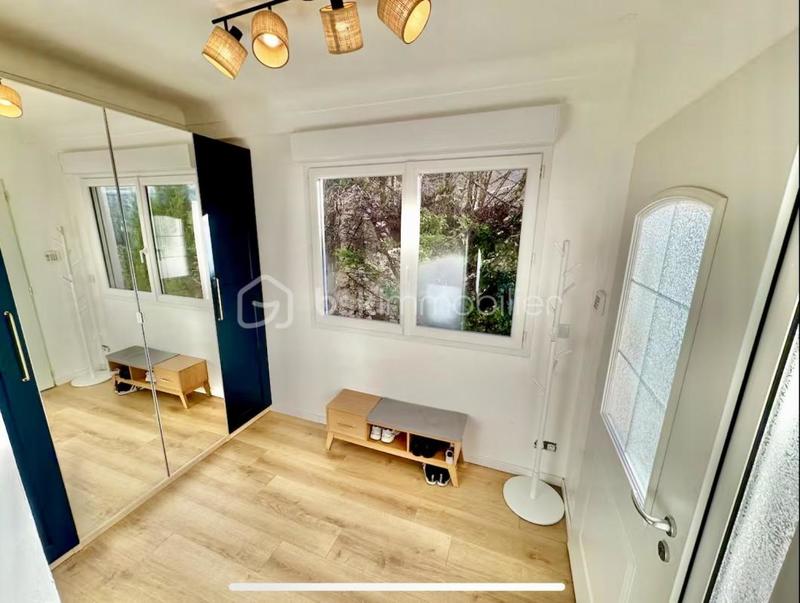 Maison traditionnelle - 160 m² - 5 pièces