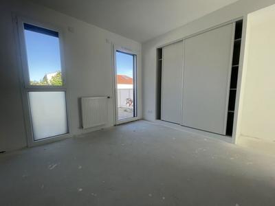 Duplex - 92 m² - 4 pièces