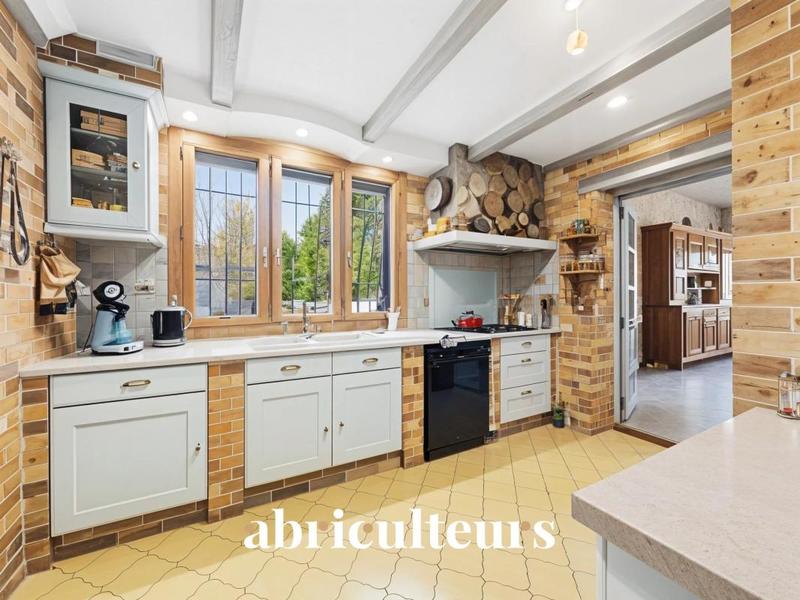 Maison ancienne - 180 m² - 7 pièces