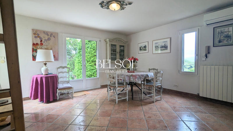 Maison - 184 m² - 6 pièces