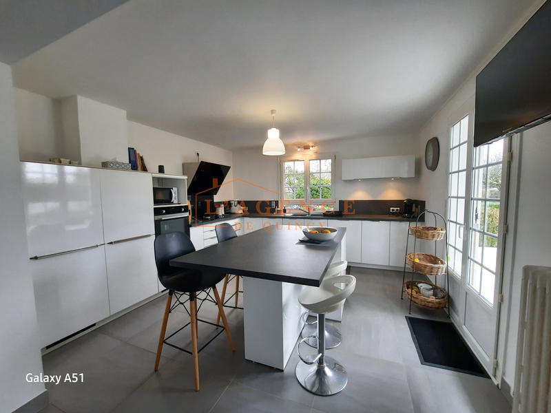 Maison - 188 m² - 6 pièces