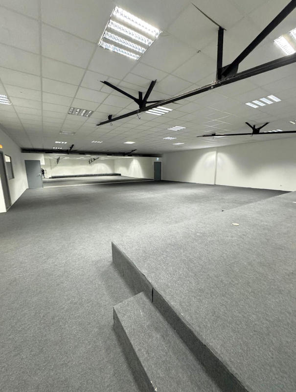 Local commercial - 200 m²