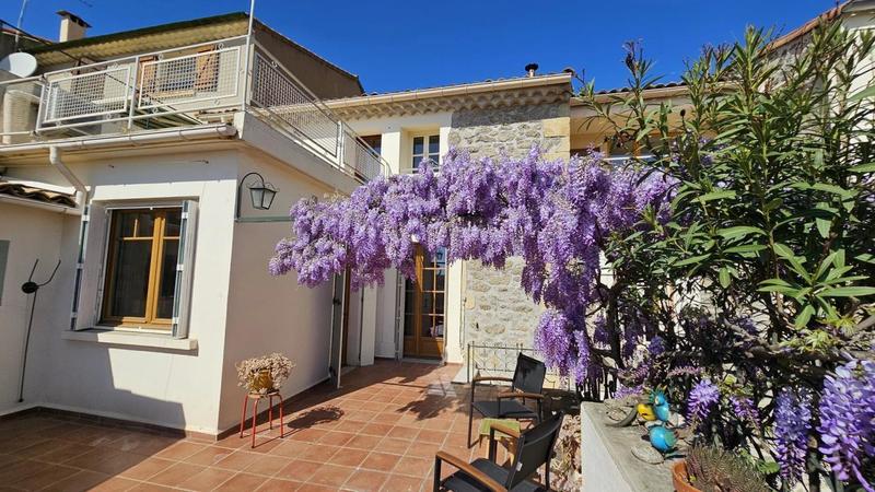 Maison de village - 226 m² - 7 pièces