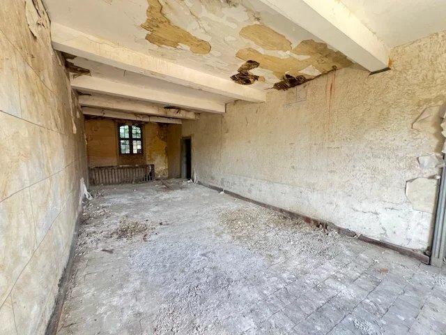 Maison de village - 300 m² - 8 pièces