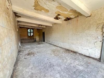 Maison de village - 300 m² - 8 pièces