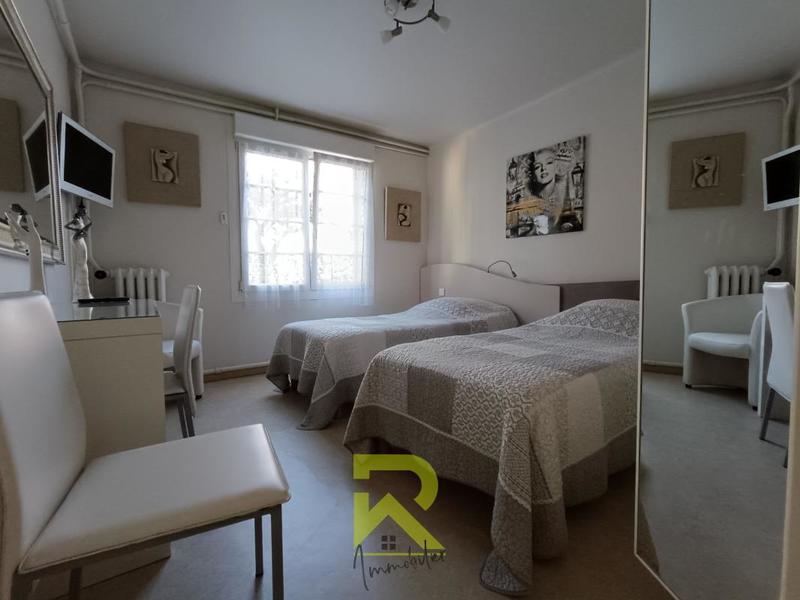 Maison - 168 m² - 7 pièces