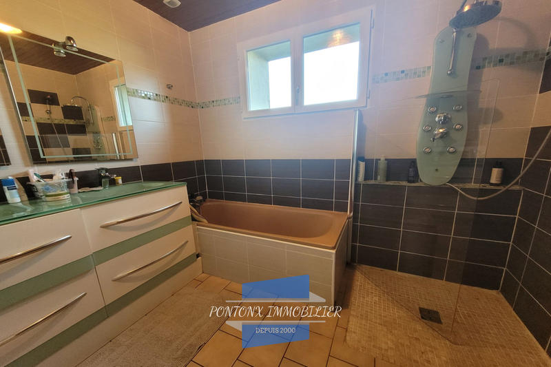 Maison - 167 m² - 5 pièces