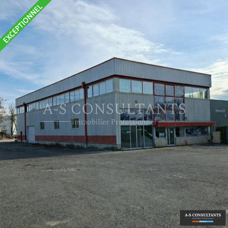 Local commercial - 987 m²