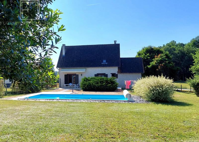 Maison - 165 m² - 5 pièces